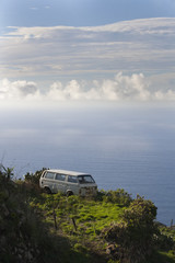 Fototapeta premium verlassener Bus auf La Palma