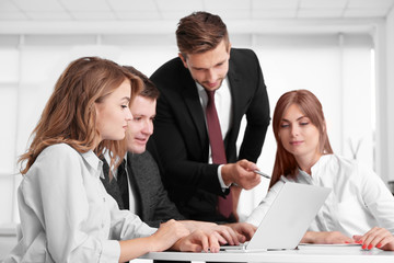 Obraz premium Business people at modern office