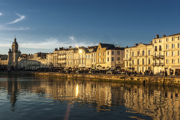 Fototapeta na wymiar Puerto viejo de La Rochelle, Francia