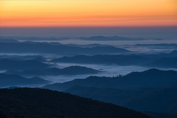 Fototapeta na wymiar Blue Ridge Mountains, scenic sunrise