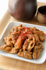 ホルモンの味噌炒め