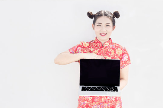 chinese lady show tablet on white