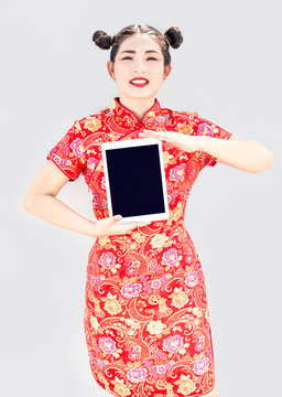 chinese lady show tablet on white