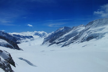 Fototapeta na wymiar Aletsch Glacier in spring time with clear blue sky, Jungfrau, Switzerland.