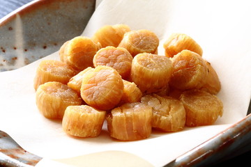 干し貝柱 （ホタテ貝)
