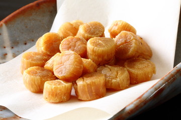 干し貝柱 （ホタテ貝)
