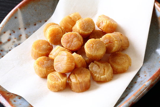 干し貝柱 （ホタテ貝)
