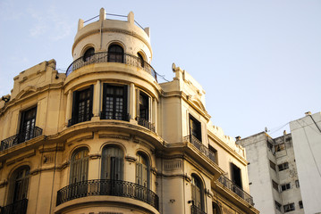 Fototapeta na wymiar Clasical building in Av. Corrientes