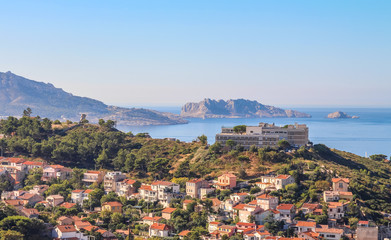 View the eastern part of Marseille from the observation platform