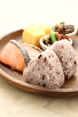 雑穀おにぎり