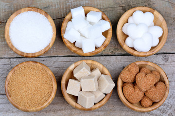 Fototapeta na wymiar Variation types of sugar in a bamboo bowls