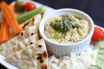 Hummus and Veggie Platter with Pesto