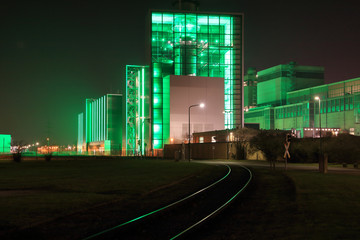 Modernes Kraftwerk im Düsseldorfer Hafen, Gaskraftwerk, KWK