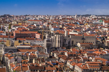 Fototapeta na wymiar Great View of Lisbon from St. George's castle, Lisbon,Portugal.