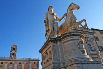 Fototapeta na wymiar Roma, le Statue di Piazza del Campidoglio