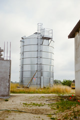 Construction of the new warehouse