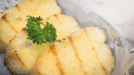 Garlic bread