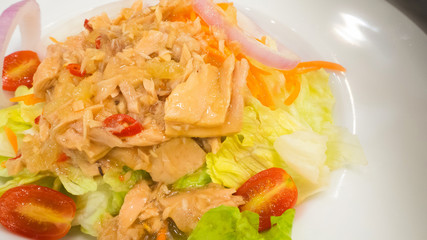 tuna salad spicy