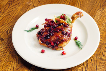 roasted duck leg with cranberry sauce