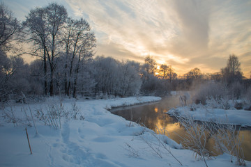 Река Пехорка с инеем на деревьях © spanikratov