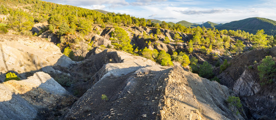 curiosas formas geológicas en la zona de Pueyo de Araguás, Huesca, España  Diciembre de 2016 OLYMPUS CAMERA DIGITAL