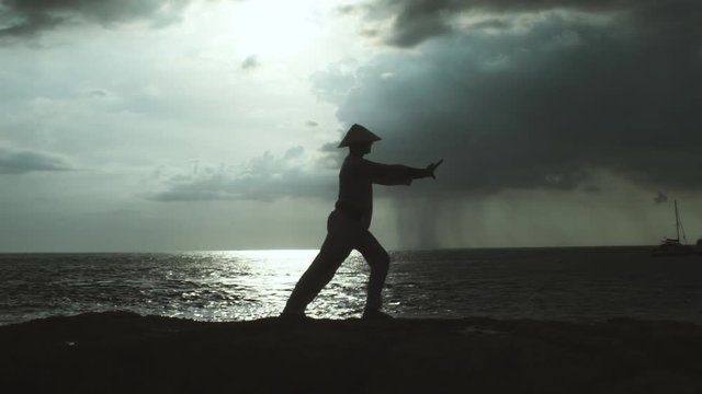 Practical Exercises Of Kung Fu For Body And Spirit