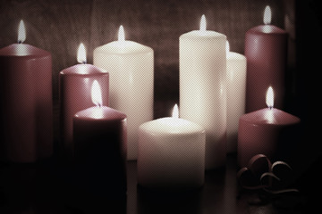 toned love heart shape candle doted