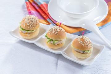 mini hamburgers