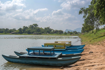 Fototapeta na wymiar Fishing boat on Sri-Lanka