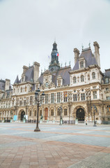 Fototapeta na wymiar City Hall building (Hotel de Ville) in Paris