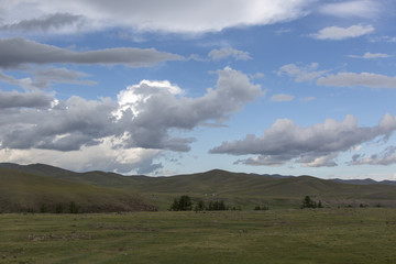 Die Weite der Mongolischen Steppe