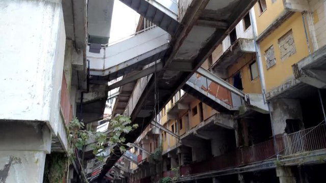  Inside of Scampia palaces commonly called "Scampia is the set of Gomorrah fiction and should be torn down in 2017