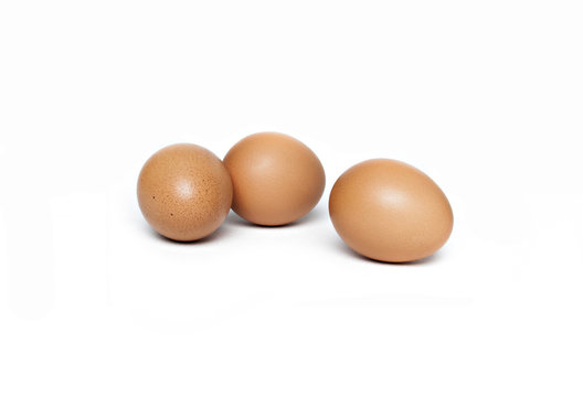 üç yumurta