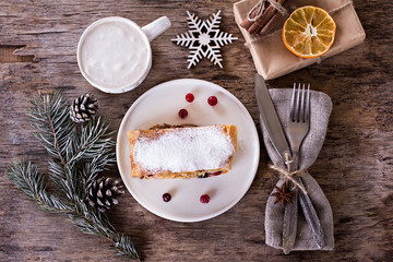 strudel and winter decor