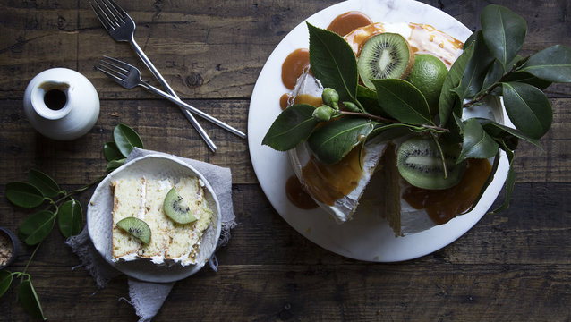 Serving of kiwi fruit cake 