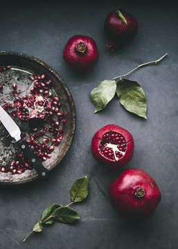 Whole pomegranates and seeds 