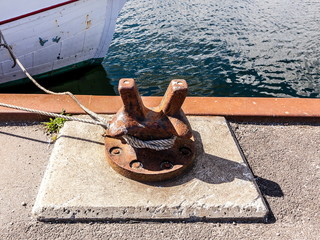 Poller Schifffahrt