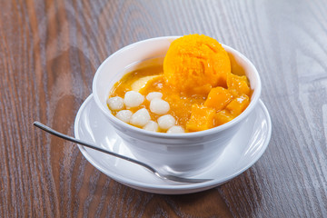 mango iced dessert
