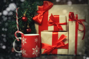 many family Christmas gift