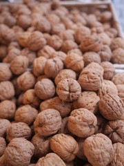 walnuts market organic