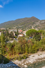 Obraz premium Nyons, ville de la Drôme provençale