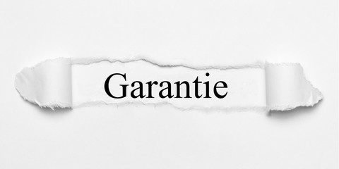 Garantie auf weißen gerissenen Papier
