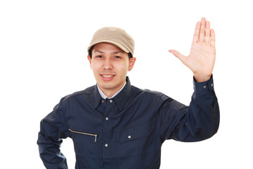 ガッツポーズの宅配人
