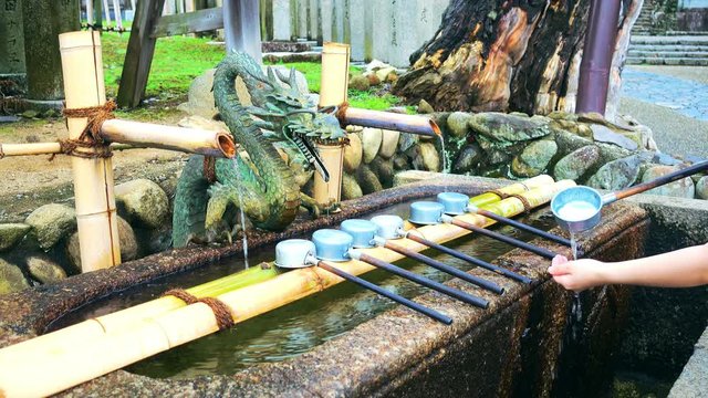 Japanese Cho-Zu with dragon head