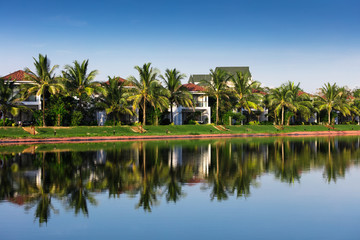 Fototapeta na wymiar villas on the shore of the lake