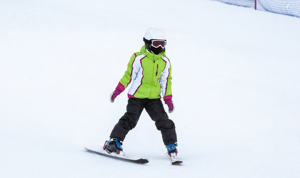 The young mountain skier