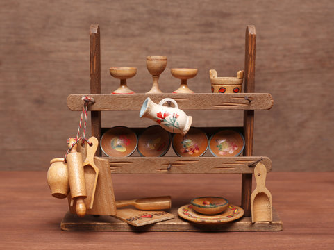 Old Dollhouse Kitchen Equipments