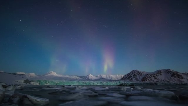 Aurora borealis from Arctic - Spitsbergen in 4K.