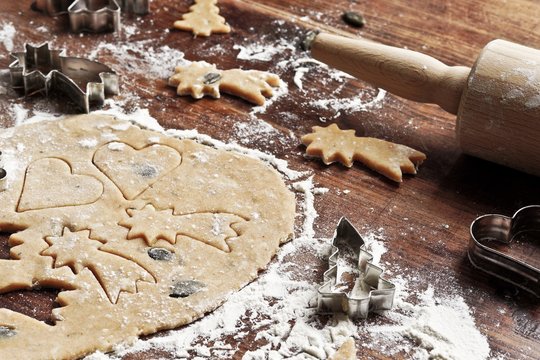Weihnachtliche Vollkorn K&uuml;rbis Kekse