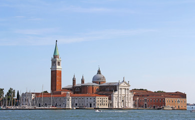 Fototapeta na wymiar Campanile San Giorgio Maggiore à Venise Italie